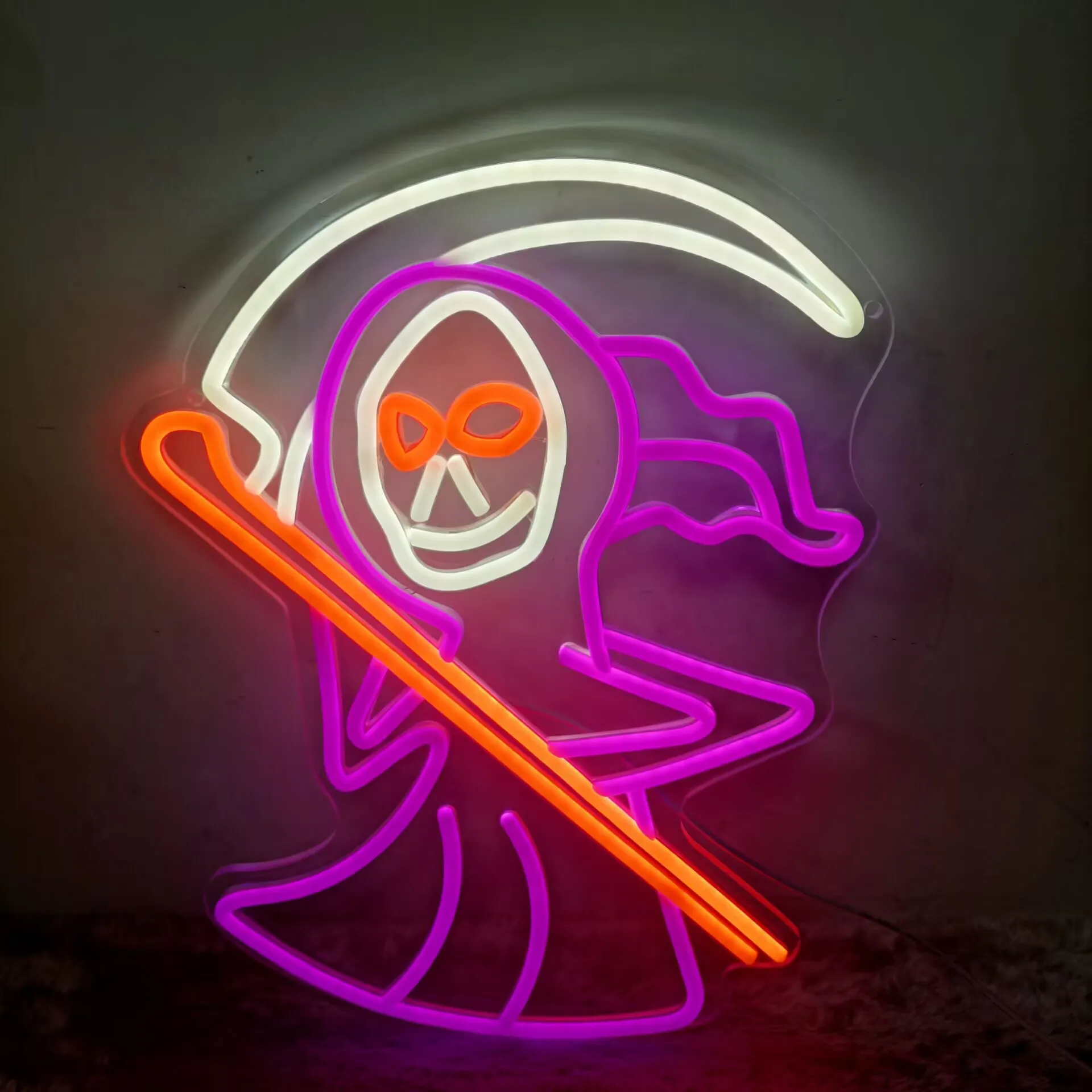 

Бог смерти Неоновая вывеска USB с регулируемой яркостью Светодиодная неоновая вывеска для напитков Бар Человек Пещера Спальня Отель Магазин Гараж Игровая комната Вечеринка Настенный декор