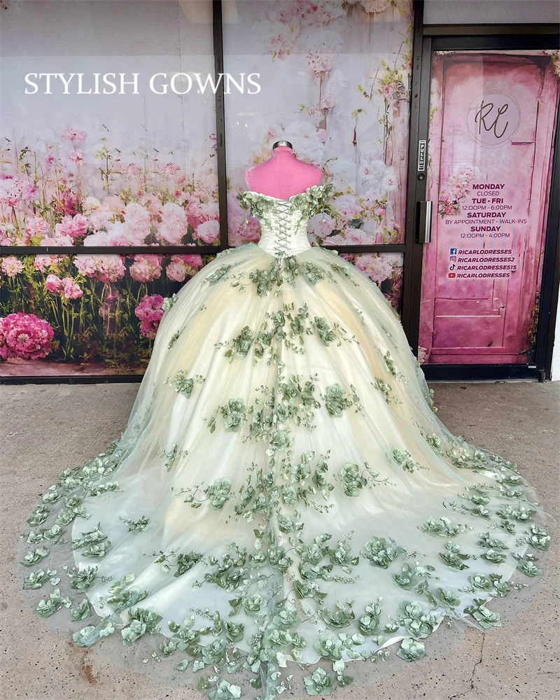 

Charming Light Green Off The Shoulder Ball Gown Quinceanera Dress For Girls Beaded Birthday Party Gowns 3D Flowers Prom Dresses