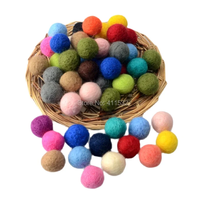 100pcs/lot 20mm wool Felt Balls Garland Party Decor Wedding Decorations Colourful Kids Room Decor Fun Home Decor Diy Craft