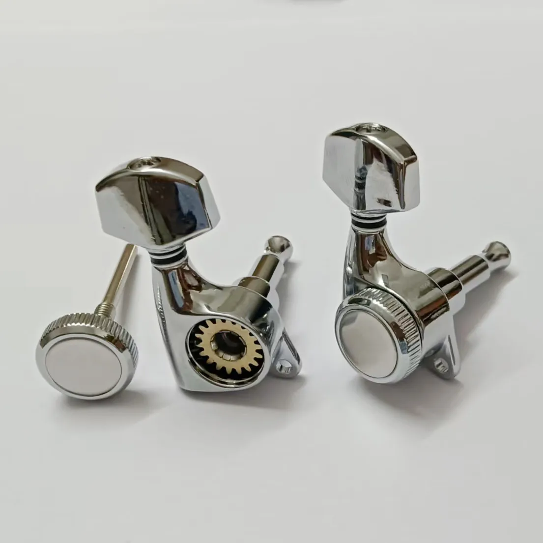 High Quality Staggered Locking Tuning Pegs Guitar Machine Head