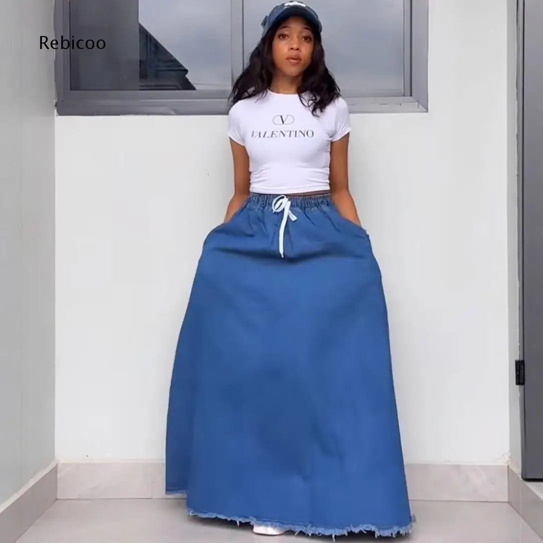Ladies Denim Maxi Skirt Elastic Drawstring Waist Frayed Raw Hem Loose Cut For Shopping Trips And Laid back Daily Wear Plans