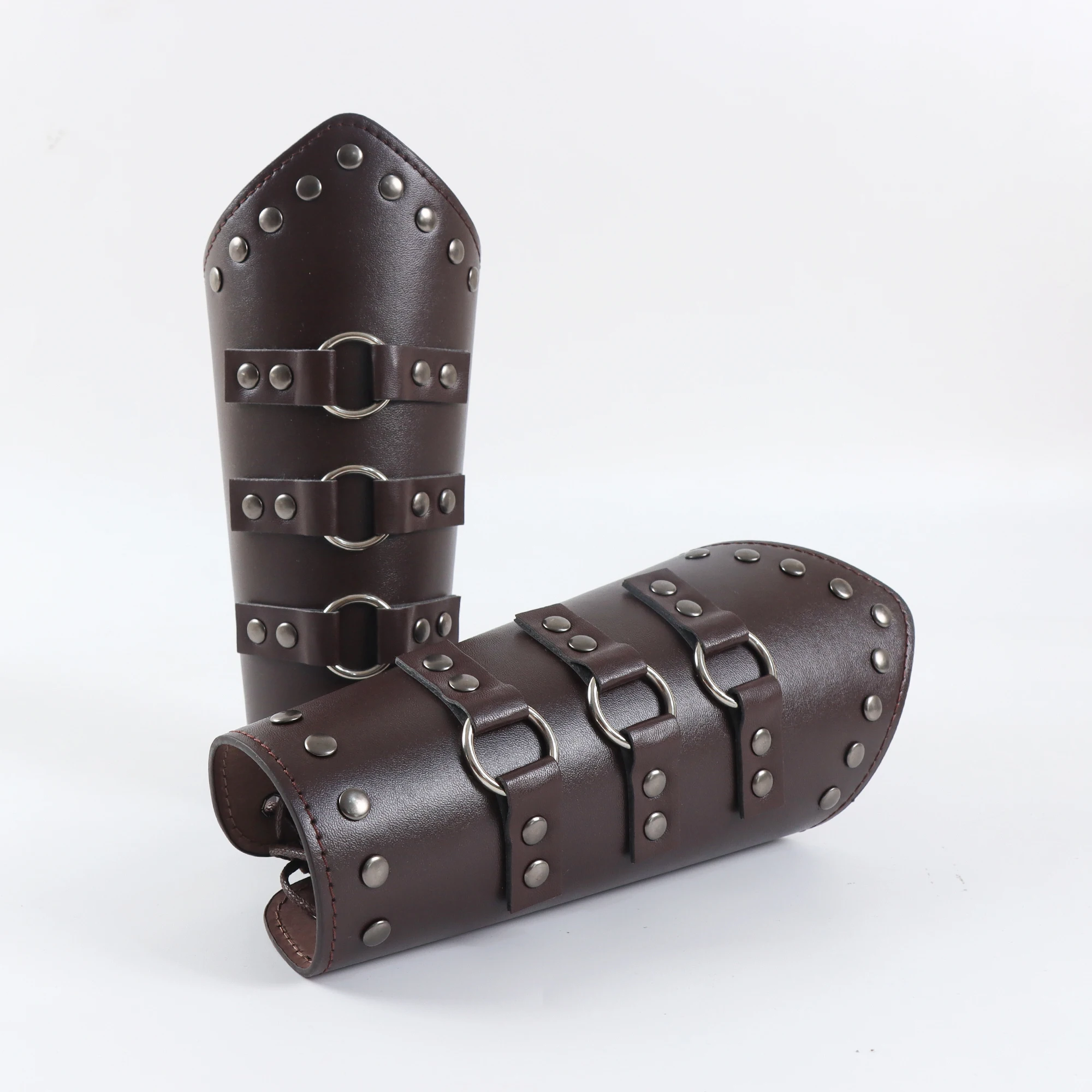 1 قطعة/قطعة الرجال القرون الوسطى تأثيري بولي Leather الجلود درع مدفئات للذراع الدانتيل متابعة فايكنغ القراصنة فارس القفاز معصمه براكر البخار الشرير