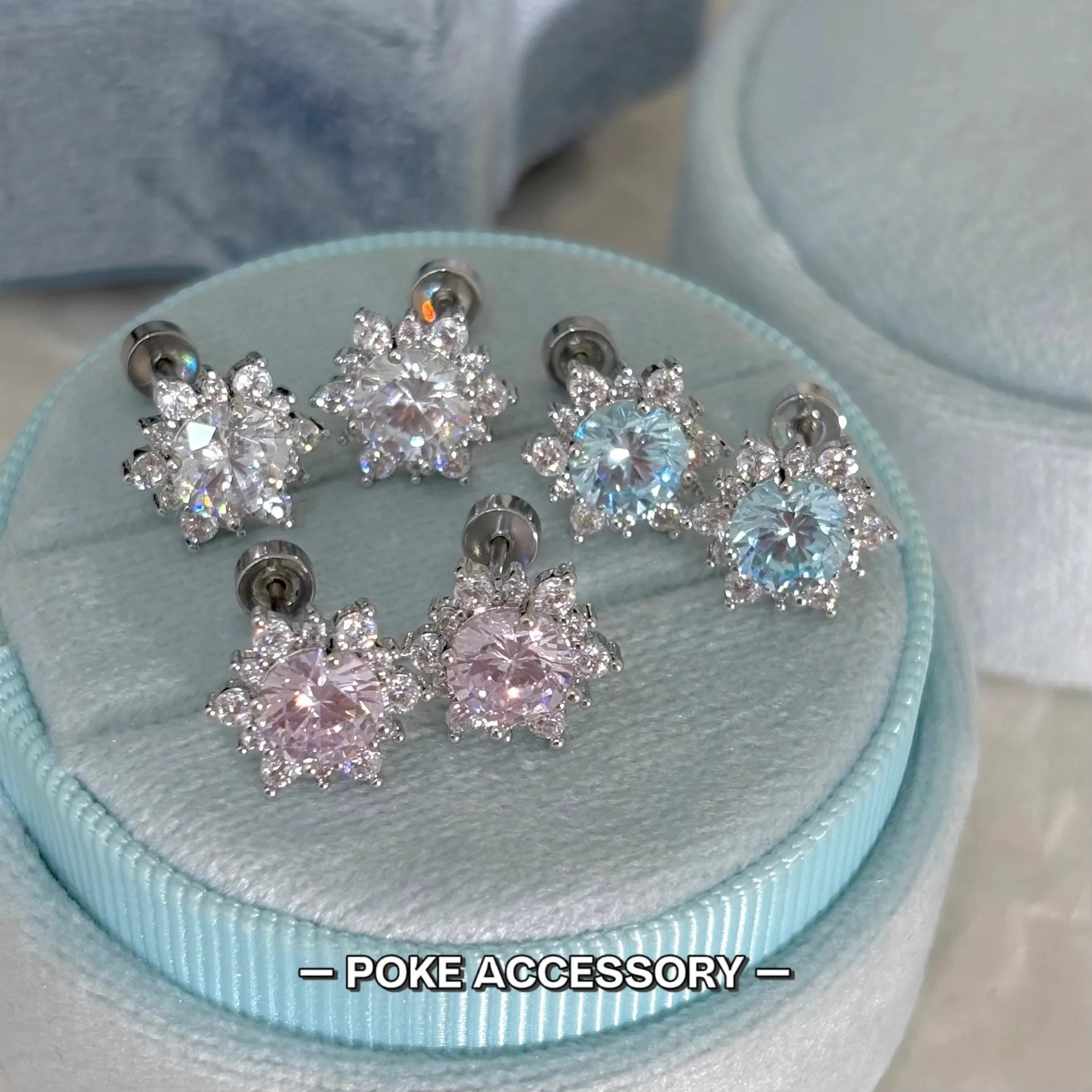 

Fashion Zircon Flower Ear Bone Nail Earrings For Women Trendy Rhinestone Snowflake Stud Earrings Casual Party Jewelry Girl Gifts