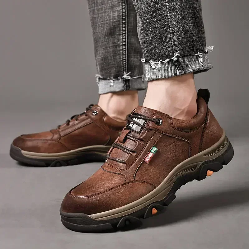 High Quality Leather Men Hikking Shoes Non-slip Sports Shoes Fashion Comfortable Moccasins Breathable Retro Men Walking Sneakers