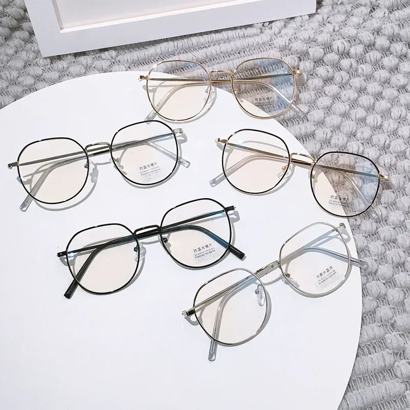 Vintage Anti Blue Light Glasses Women Men Fashion Round Metal Frame Optical Myopia Blocking Eyewear Reading Computer Eyeglasses