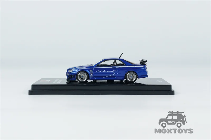 INNO 1:64 SKYLINE GT-R (R34)V-SPEC ปรับแต่งโดย MINE'S Blue โมเดลรถเหล็ก