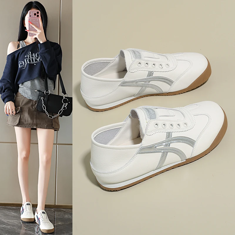 Super versatile flat sports shoes for women 2026 new autumn breathable two on, one foot, lazy casual soft soled sports shoes