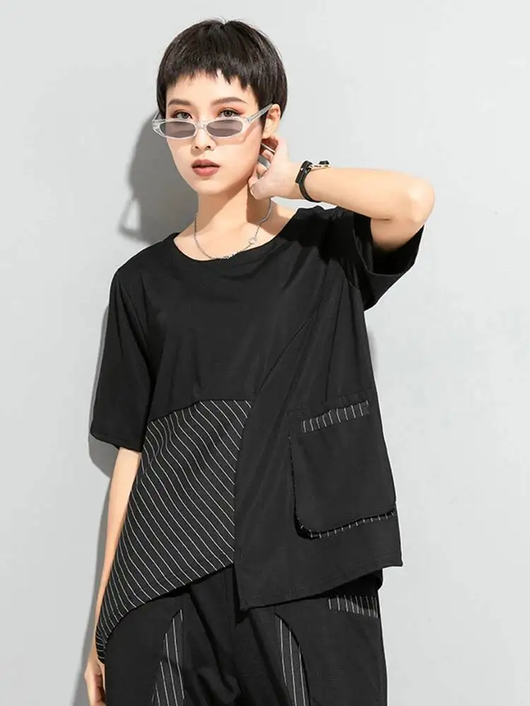 Women Black Irregular Striped Big Size Casual T-shirt New Round Neck Short Sleeve Fashion Spring Summer 2026 UXN9