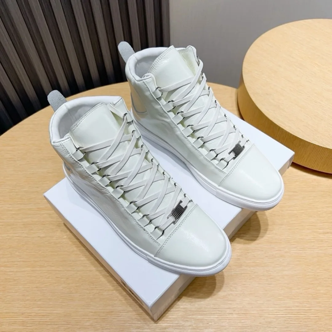

Luxury Brand Casual Shoes High-Top Flats Couples Hiking Shoes Material Wrinkled Smooth Calfskin Sheepskin Lining Commuter Shoes