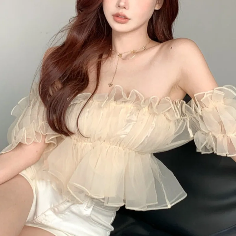 

Sexy One-Shoulder Short Shirt Women's Gentle Style Wood Ear Design Spicy Girl Pure Desire Fashionable Top Korean Version Comm...