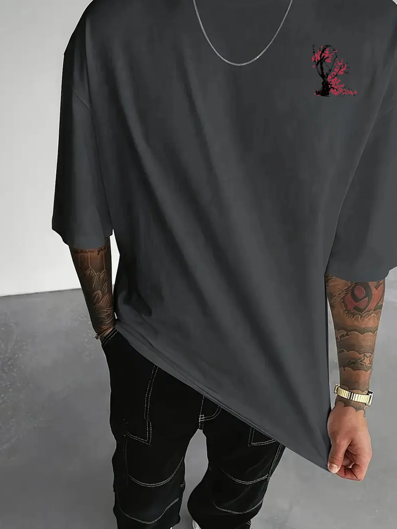 Men Casual White T-shirt and Cherry Blossom and Calligraphy Print Round Neck Short-sleeved Versatile Fashion Top