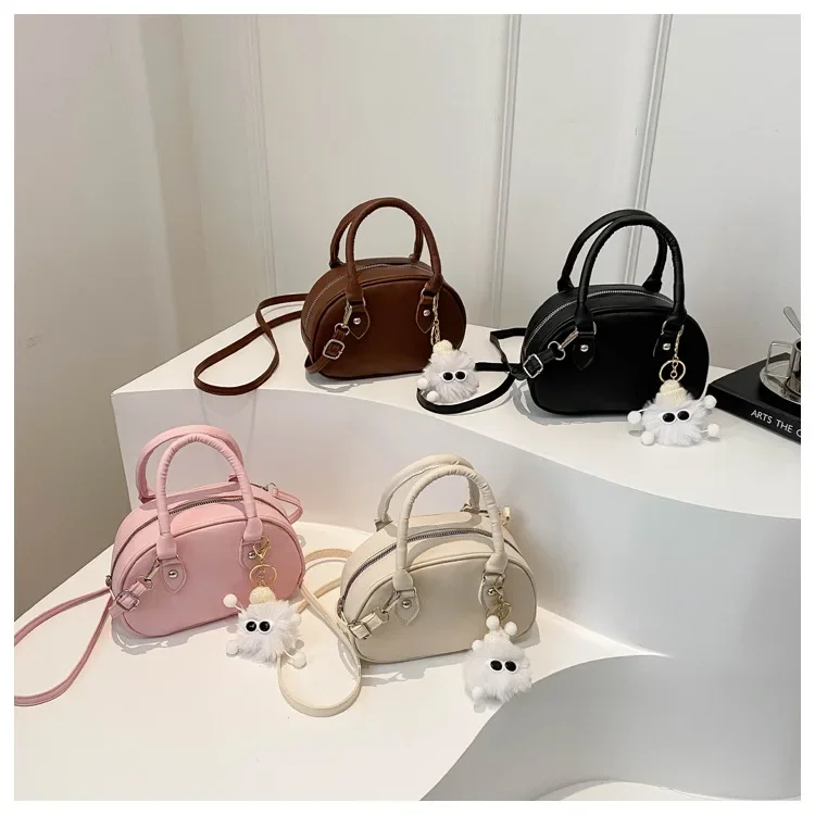 حقيبة بيسبول أنيقة متعددة الاستخدامات حقيبة يد نسائية حقيبة كتف كروسبودي جو ريترو لربيع وصيف نمط جديد من ألياف البوليستر الناعمة