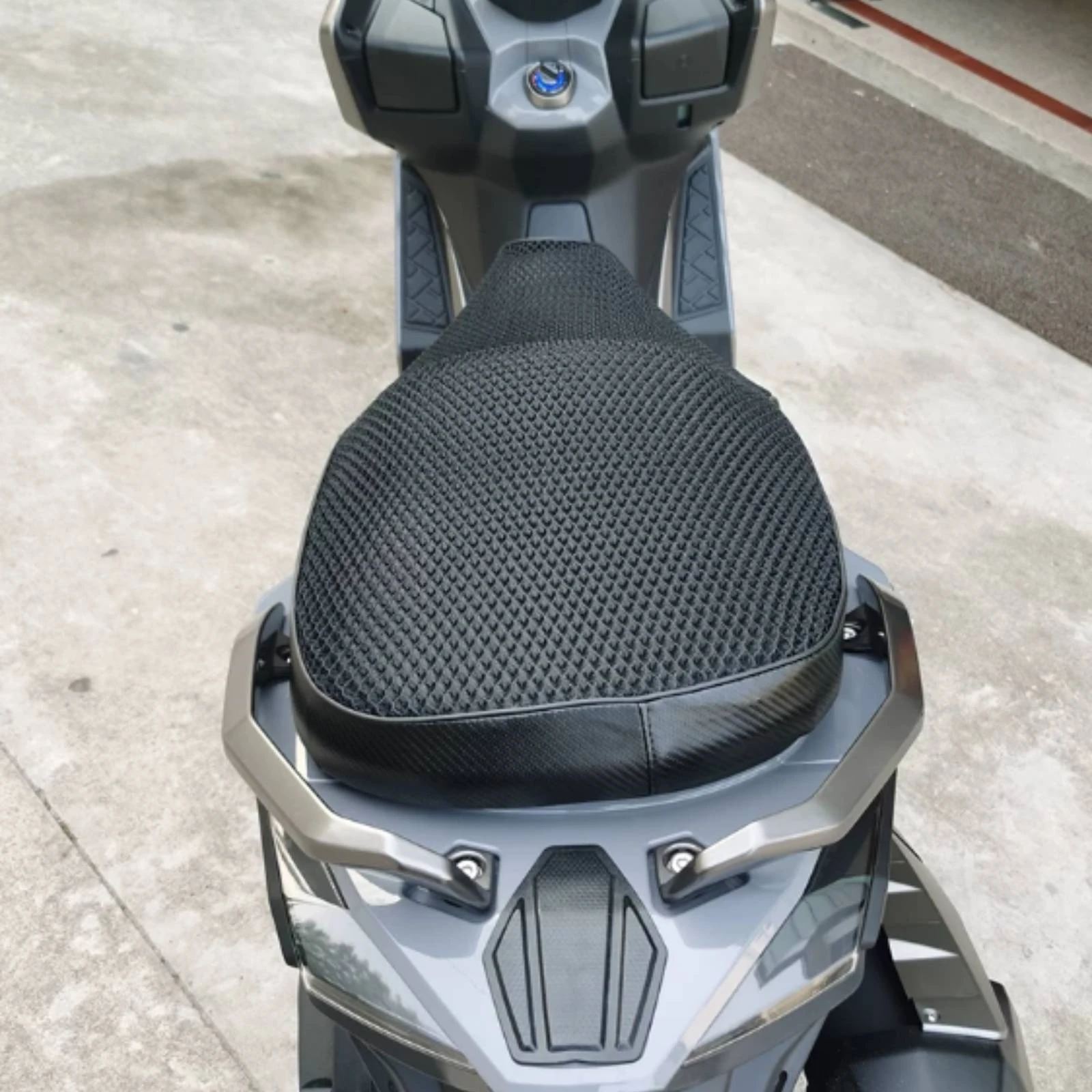 Breathable Scooter Seat Cover Heat Insulation Motorbike Seat Mesh Cover Vehicle Accessory Cooling Elastic for Summer, Motorcycle