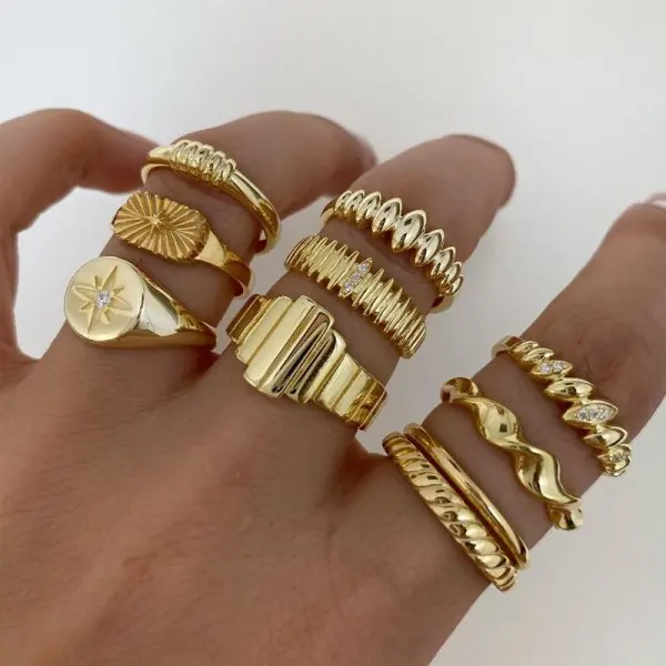 Vintage Goldfarben Zirkon Herz Schmetterling Hohlketten-Ringset Boho Simulierte Perlen Geometrische Ringe für Damen Schmuck – Detail 11
