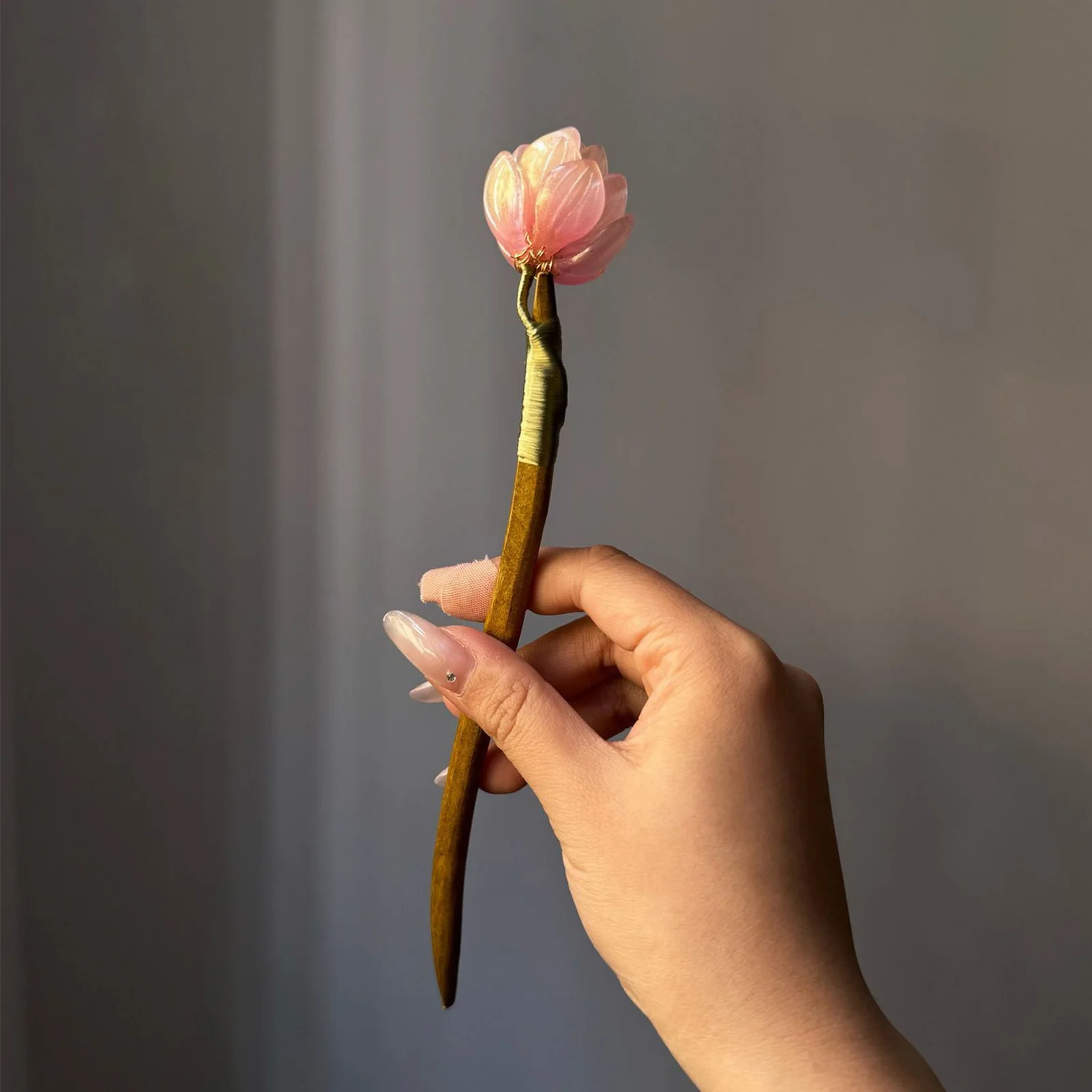 moda-retro-flor-de-lotus-varas-de-cabelo-de-madeira-garfos-de-madeira-grampos-de-cabelo-feitos-a-mao-e-grampos-de-cabelo-suporte-de-coque-para-mulheres