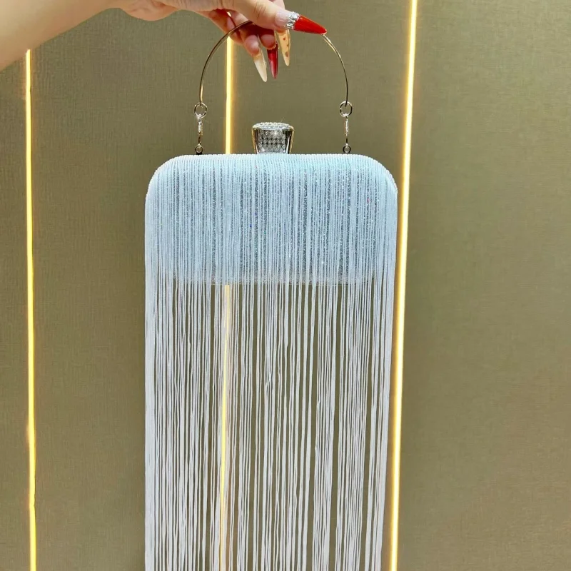 Top Metal Frame Shell Handbags Female Pearl Strap Women Trend Shoulder Long Tassel Bags Ladies Daily Fringe Bags Hand Purse Bags