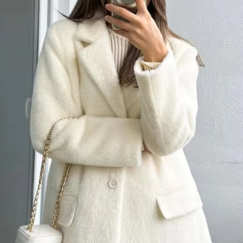 

KNOW DREAM 2024 Autumn/Winter Commuter Loose And Unique Collar Single Breasted Long Sleeved Hairy Women's Suit Coat