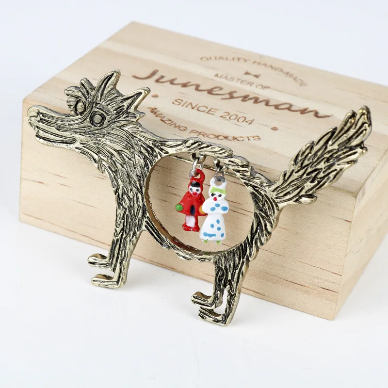 New Hollow Out Snimal Brooch Big Gray Wolf Brooch Small Cartoon Brooch Retro Bronze Jewelry