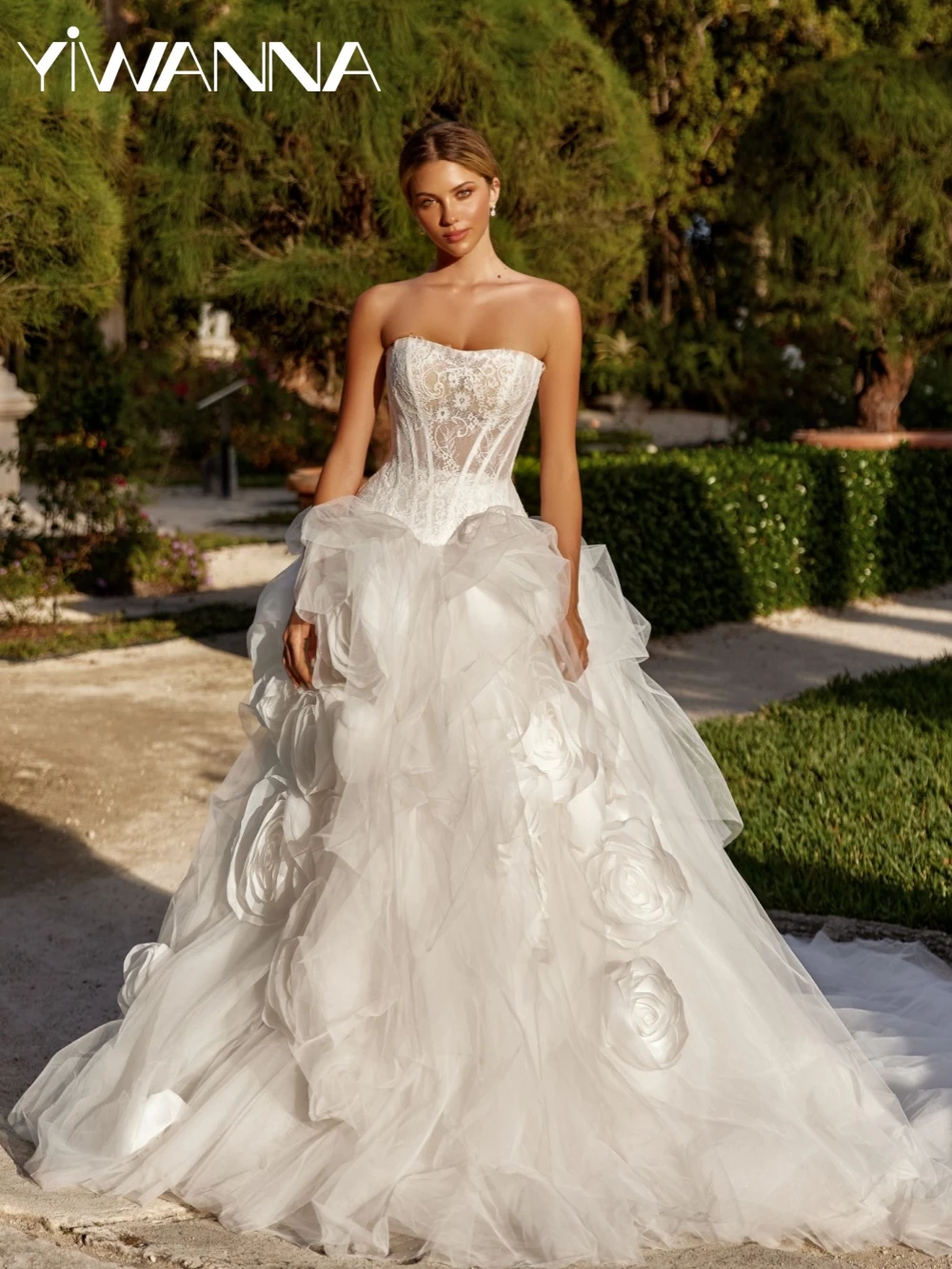 

Romantic Elegant 3D Flower Lace Long Wedding Dress Dreamy Strapless A-line Bridal Gown Customized Charming Dresses For Bride