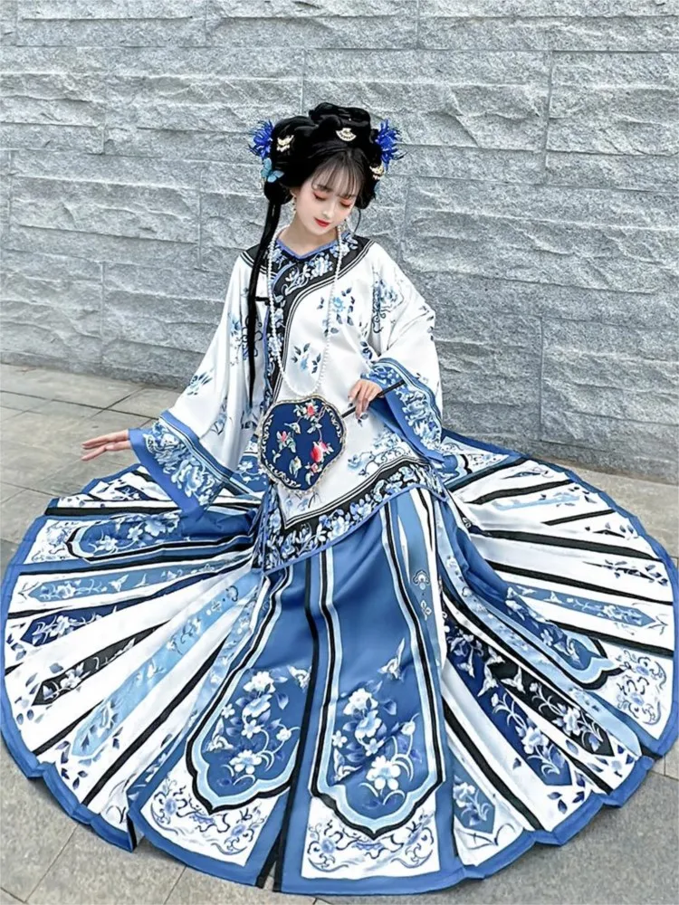 New styles of Hanfu for Han women flag-bearers antique clothes and ancient costumes