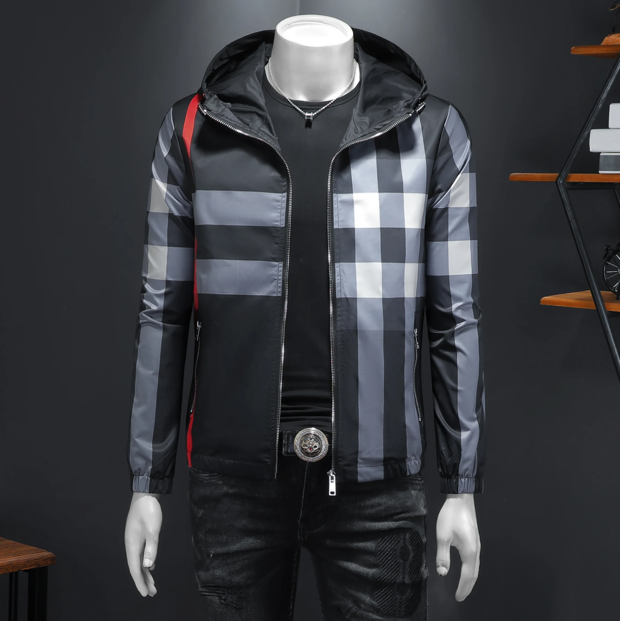 

Korean version hooded thin sports jacket, high-quality fashionable checkered striped hooded jacket, men's slim fit jacket