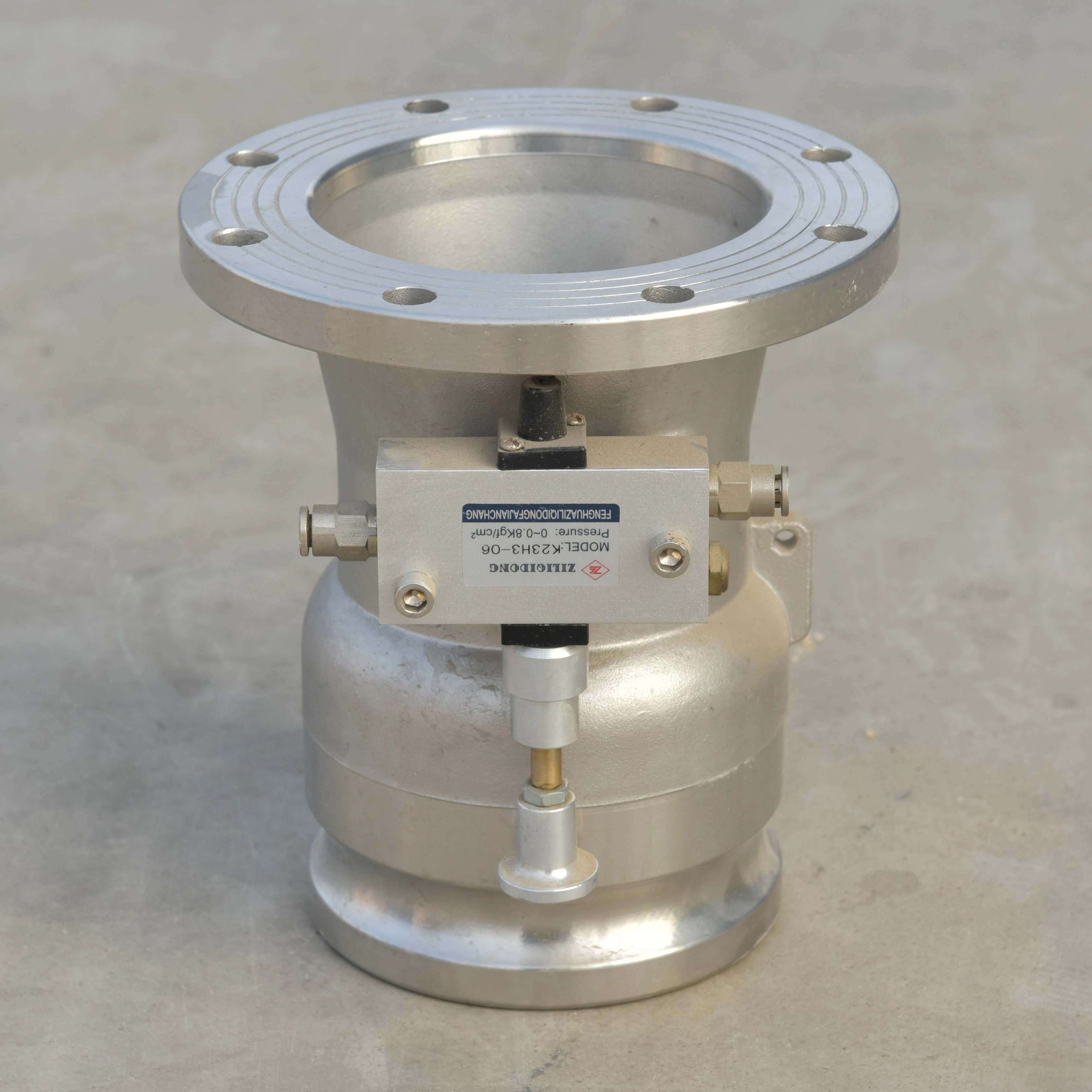 

Прямые поставки с завода: Соединительное устройство из нержавеющей стали для сбора нефти и газа для автоцистерн с высокими эксплуатационными характеристиками