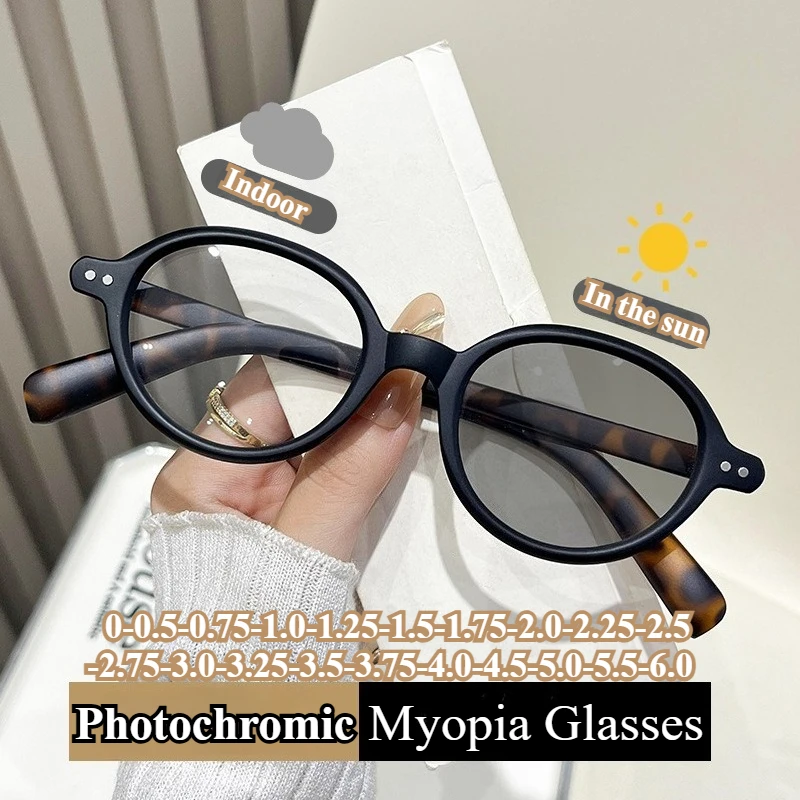 

NEW Fashion Photochromic Myopia Women Retro Oval Frame Sun Shades Eyewear Anti-blue Light Prescription Lens Diopters -2.25-2.75