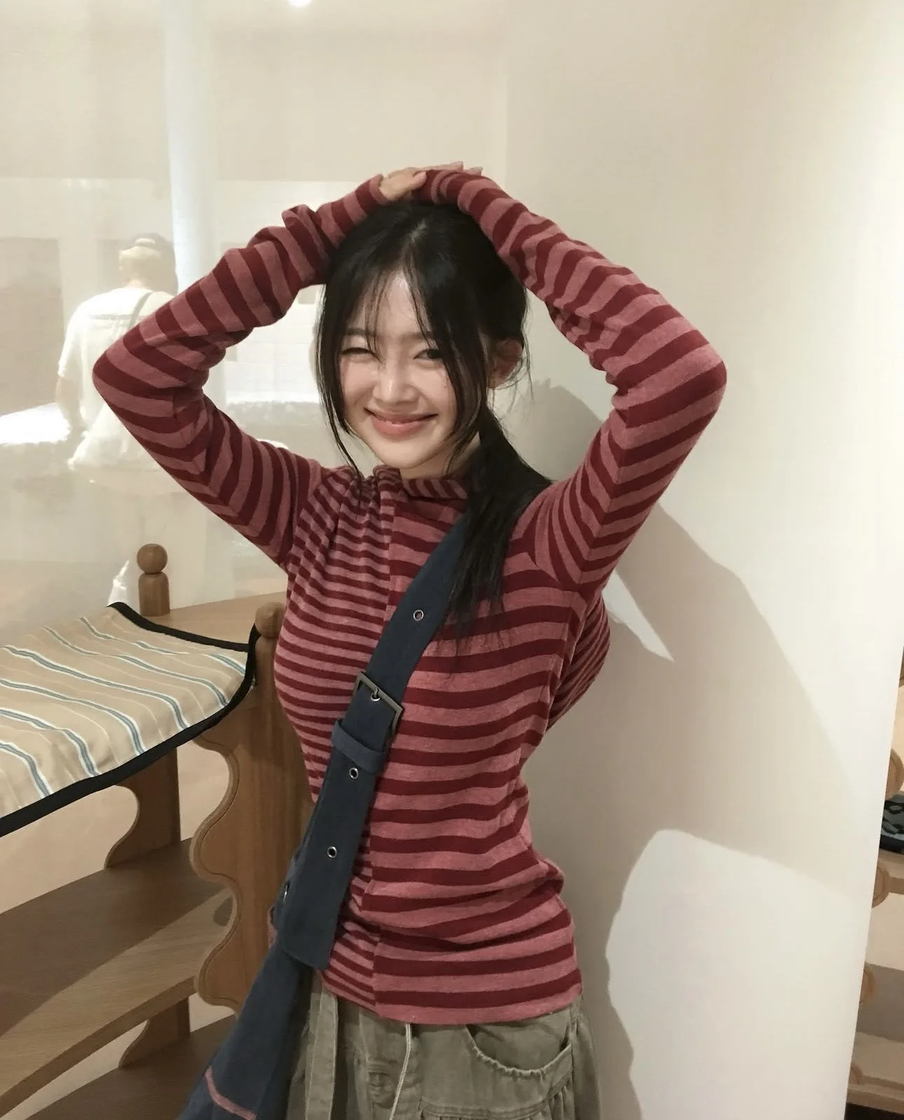 

Асимметричная толстовка с длинными рукавами, полосатая, в стиле пэчворк, с цветовыми блоками, повседневная, женская, модная, весна-осень