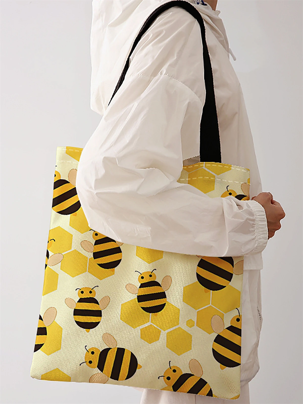 Bee pattern printed casual handbag, reusable fashionable backpack, multifunctional handbag, canvas shopping bag