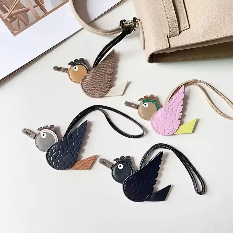 2025 Decorative New Cartoon Little Bird Keychain Accessories Car Pendant Diy Bag High Quality Real Cowhide Leather Bird Pendant