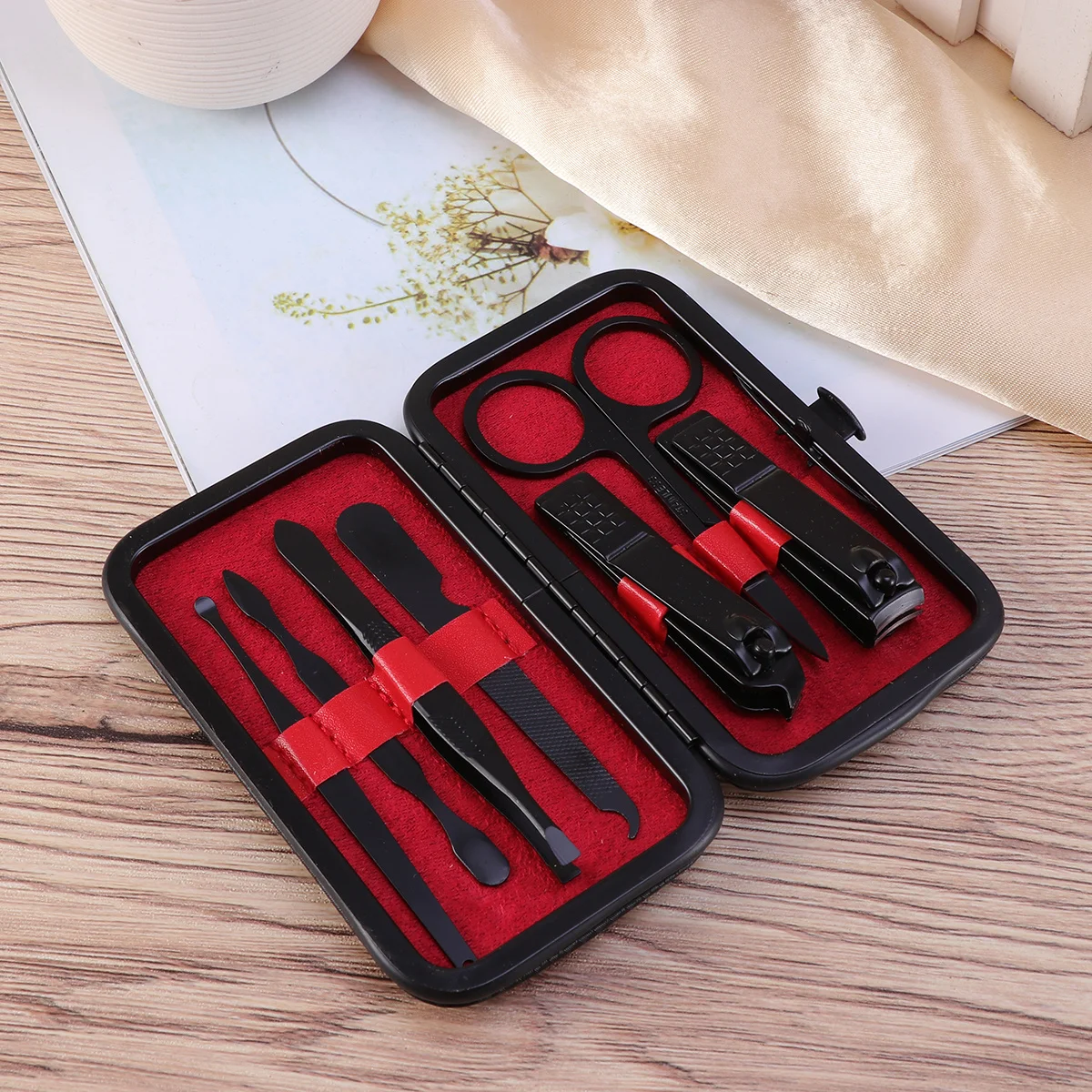 Set da 7 pezzi per la cura delle unghie, strumenti durevoli per pedicure e manicure in acciaio al carbonio, kit per toelettatura professionale, regalo da viaggio