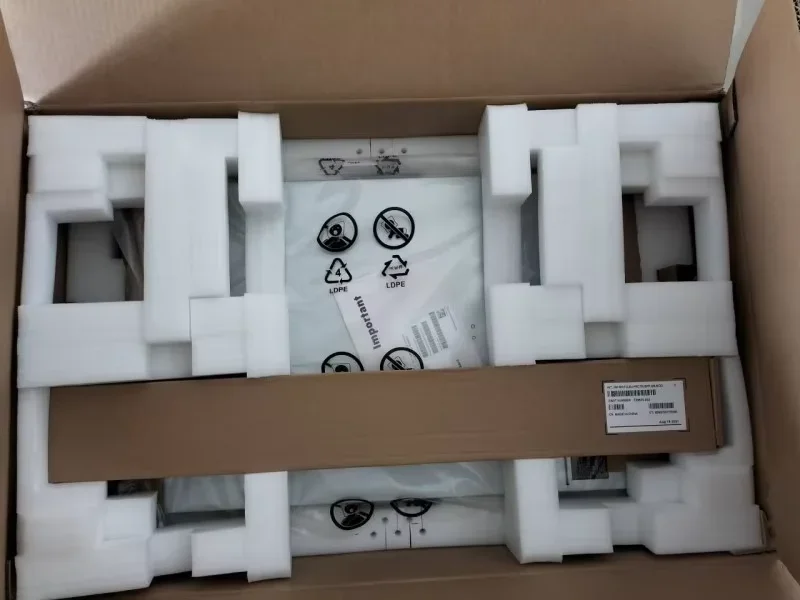 P52533-B21 Сервер DL380 Gen11 12LFF NC CTO