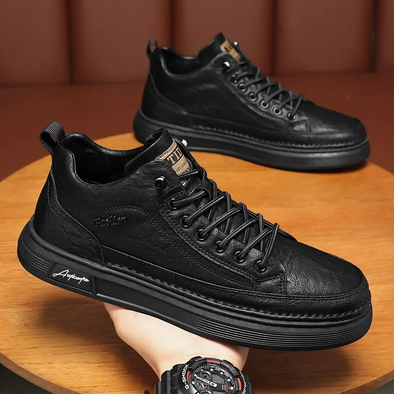 Men's Leather Shoes 2026 New Spring Chef Work Slip-Resistant Waterproof Casual Kitchen Labor Protection Board Shoes Autumn