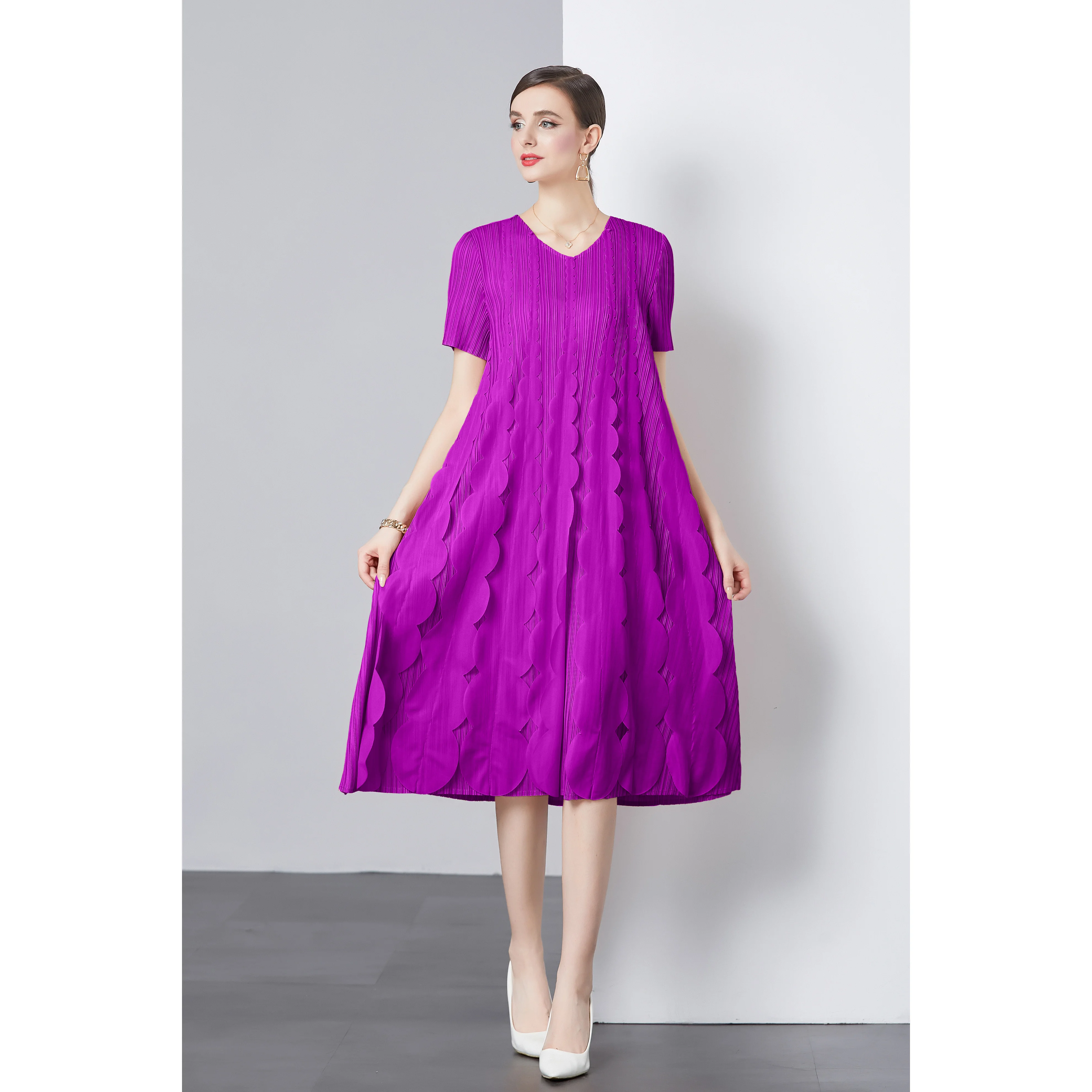 Miyake Elegant Temperament Dress 2024 Short Sleeved Summer Design Three-dimensional Decorative Patch Pleats Slimming Long Skirt