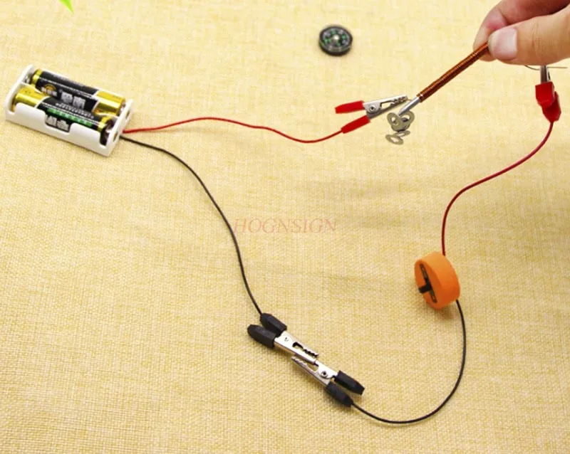 

DIY science and technology small production students small invention handwork science experiment material package electromagnet