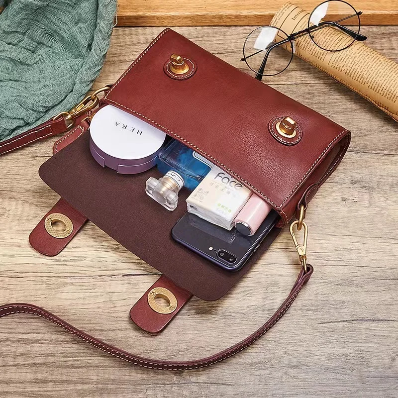 New Handmade Genuine Leather Retro Ladies Hand-held Cylinder Bag Messenger First Layer Cowhide Vegetable Tanned