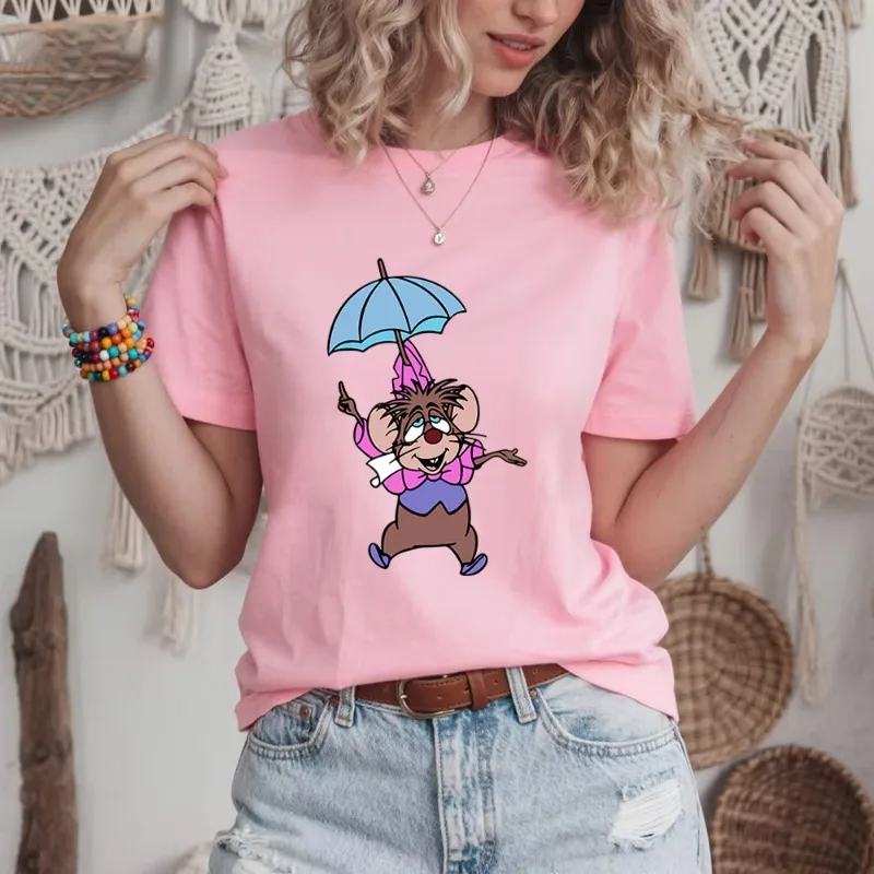 เสื้อยืดผ้าฝ้ายพิมพ์ลายดิสนีย์ ออดบอลส์ แมดแคป แกลเลอรี่ สีชมพู ผ้าฝ้ายสวมใส่สบาย ลำลอง นุ่ม ระบายอากาศได้ดี ทรงคลาสสิก