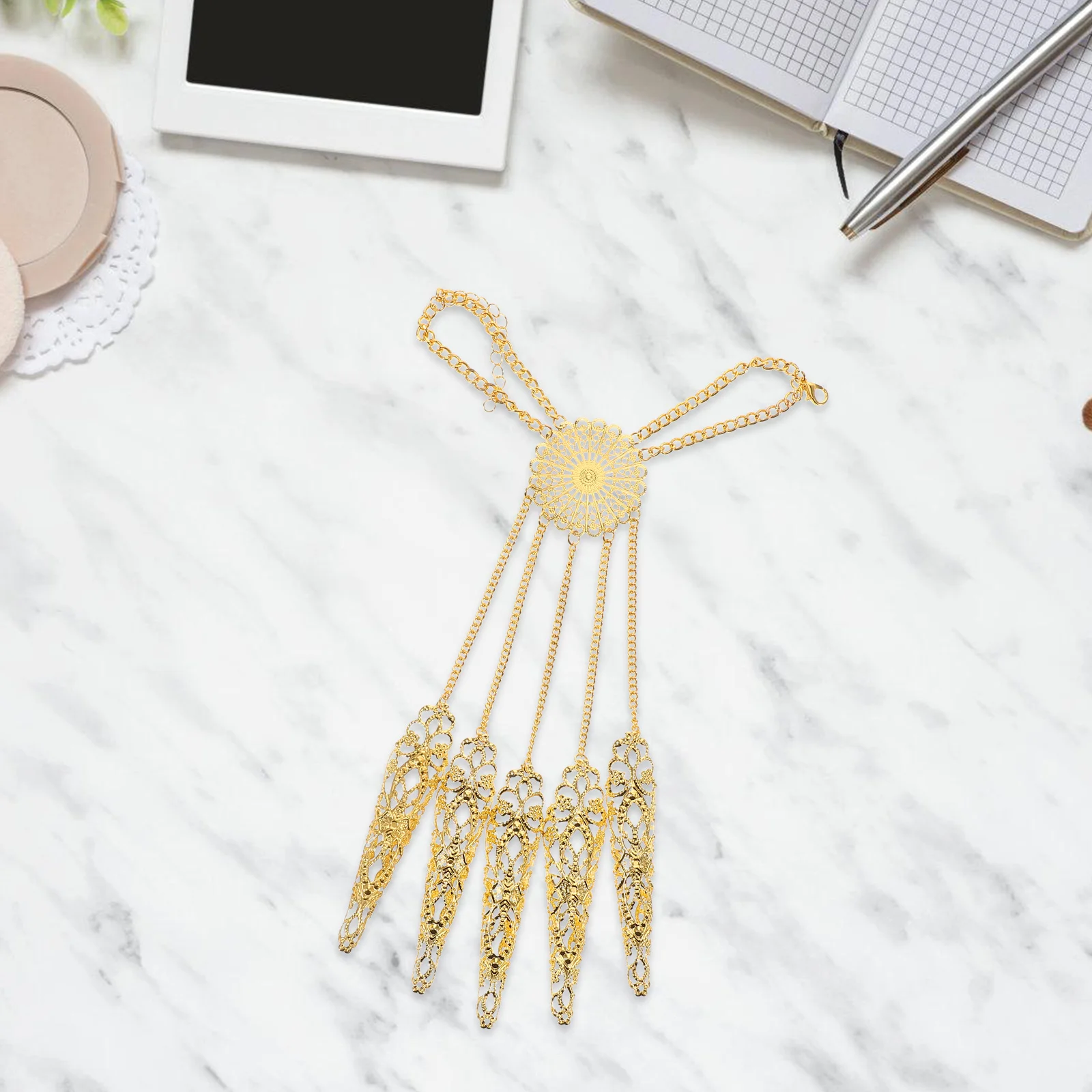 

Luxurious Nail Bracelet for Women Hand Jewelry Chain Decorative Lightweight Stylish Belly Dancing Accessories Fingernail Tips