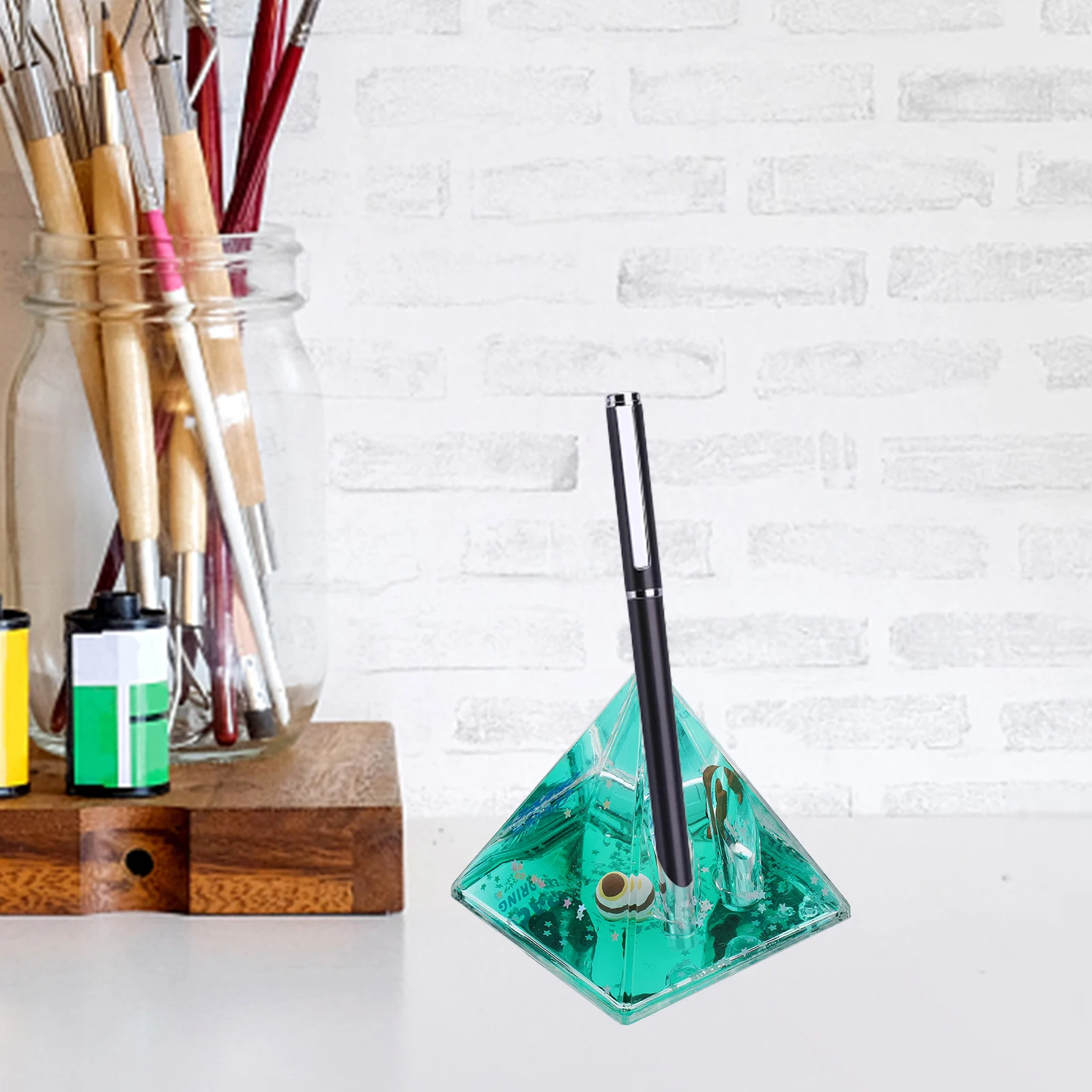 

1 pc Space Astronaut Creative Pen Holder Practical Desktop Ornament Triangular Pyramid Acrylic Decoration Dreamy Floating