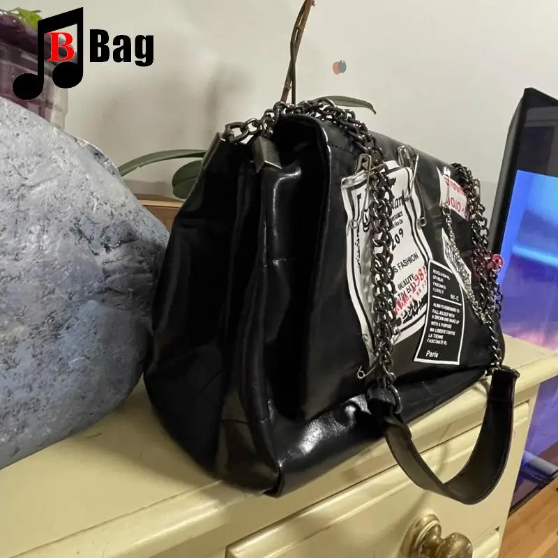 Gothic HARajuku oil wax leather locomotive sense chain sweet cool women's handbag punk everything large capacity shoulder bag