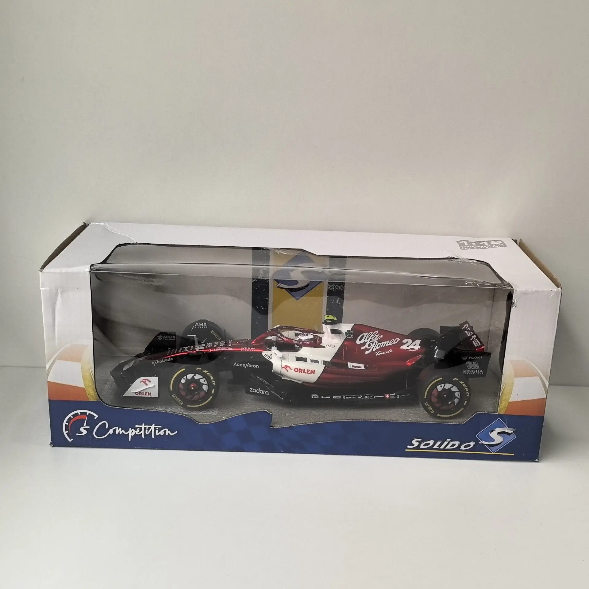 Diecast Solido 1/18…