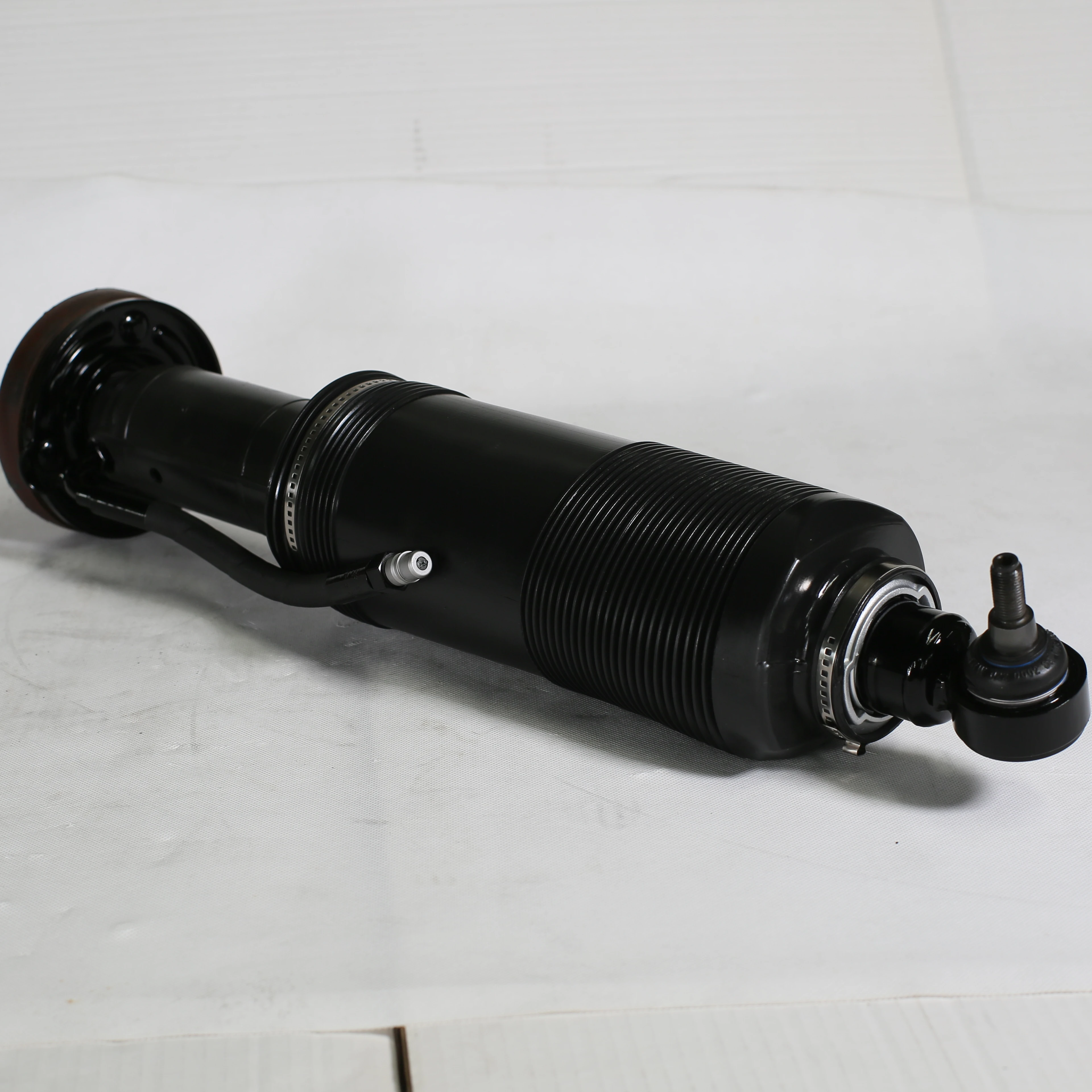 Front Left ABC Shock Strut Suspension for  SL Class R230 SL500 SL600  2303208713 2303202338 2303206113 2303208513