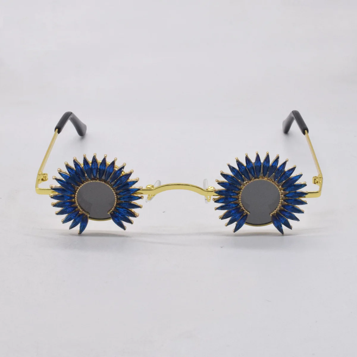 Retro Trendy Full Diamond Sunglasses Personalized Irregular Tassel Men And Women Fashion Niche Design Sense Round Frame Eyewear