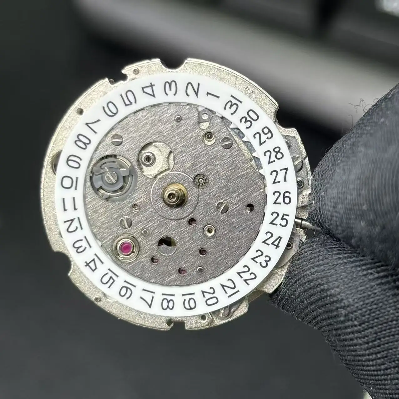 

Japan Miyota 8215 Automatic Movement 21 Jewels High Accuracy Replacement Watch Mechanism Tool Parts for 8215