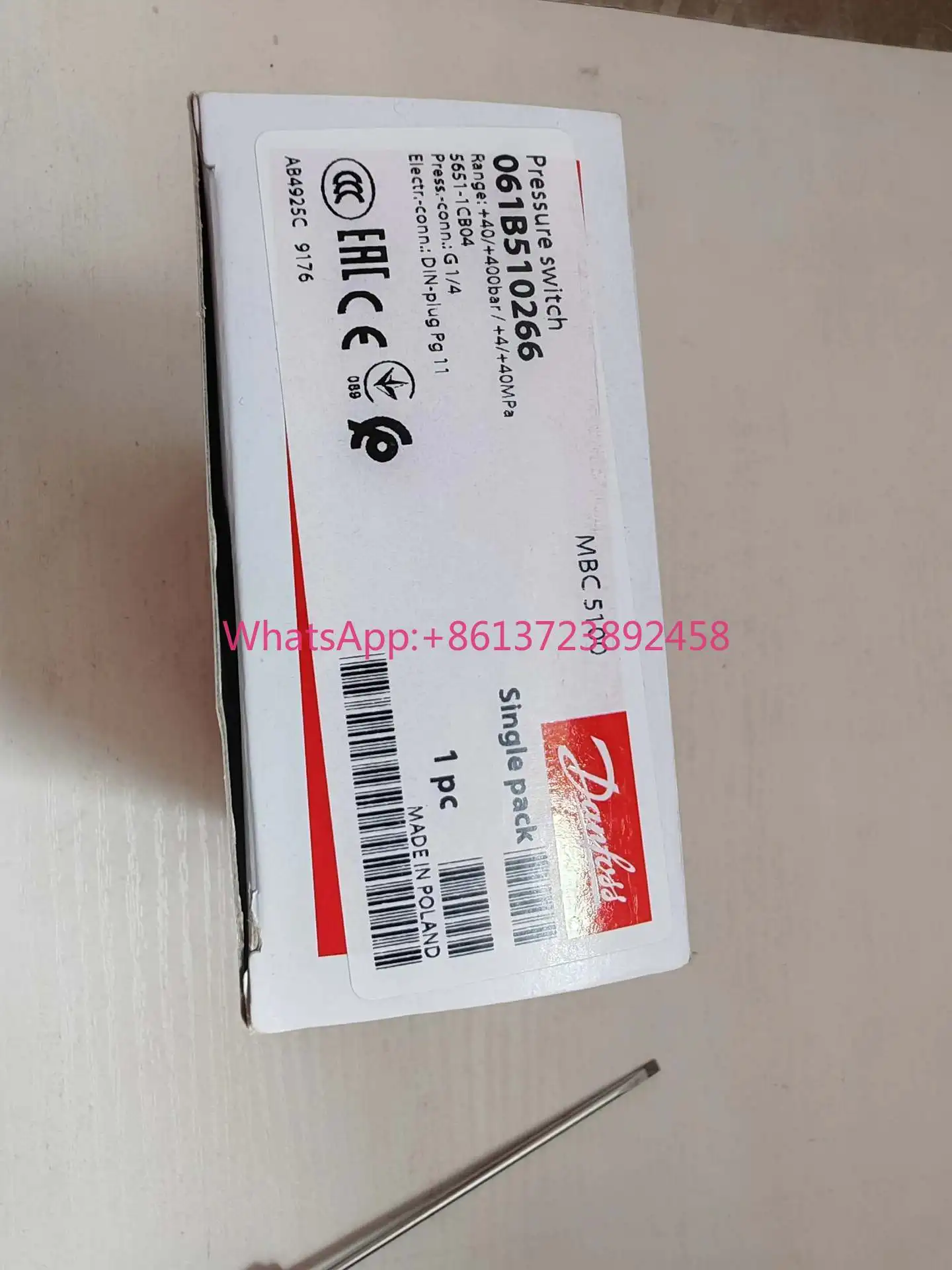 

061B510266 Danfoss pressure switch MBC5100,