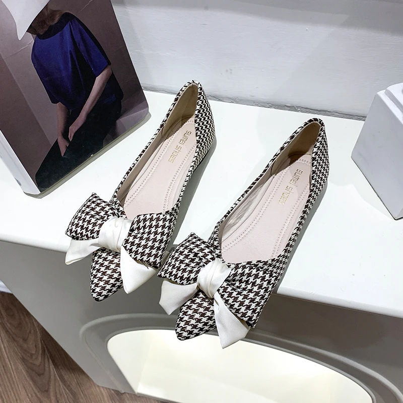 Summer Women Flats Shallow Mouth Pointed Toe Plaid Bowknot Lady Flat Shoes Large Size 42 43 44 45 46 Slip on Moccasins Female