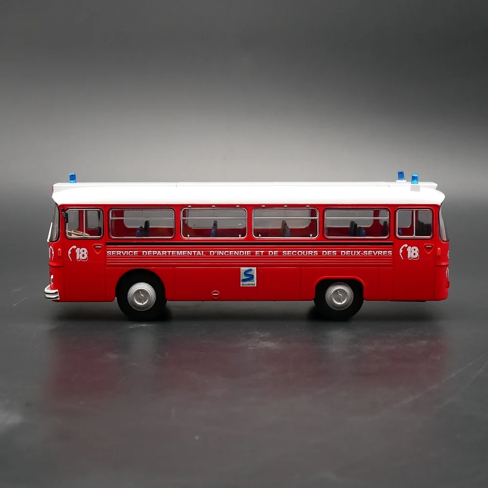 Diecast Ixo 1:43 Scale Renault Saviem SC 5 P Fire Engine Saviem Bus Alloy Car Model Collectible Toy Gift Souvenir Display