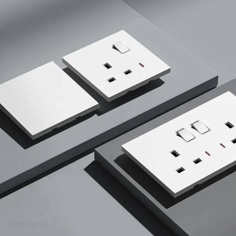 

Универсальная настенная розетка UK Standard с быстрой зарядкой 20W, Type-C, 13A, 220V, с двойным выключателем