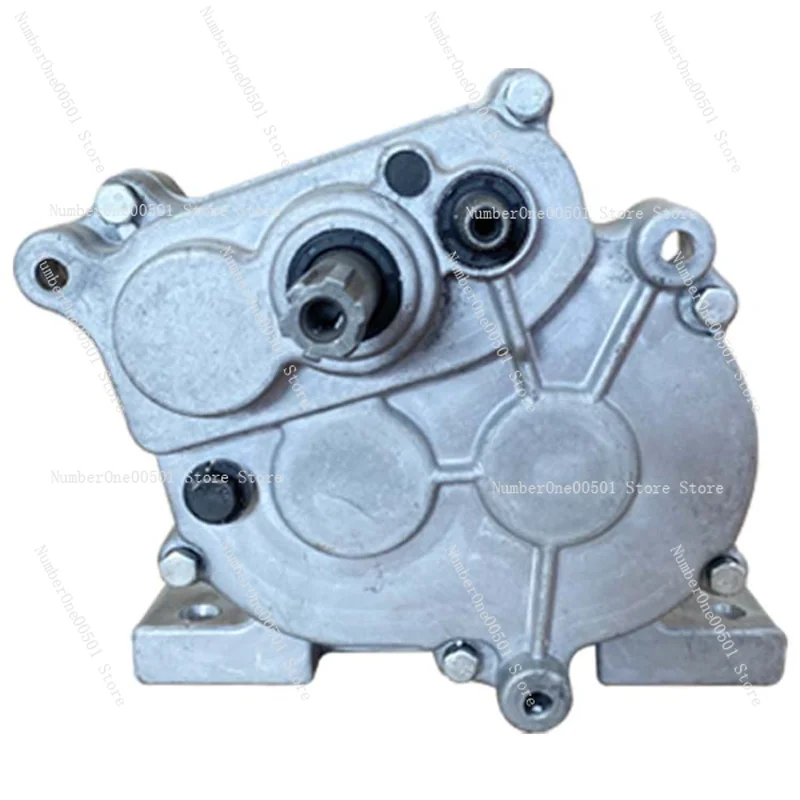 

Optical cable tractor lawn mower propeller gearbox trolley seeder spraying machine gear travel box