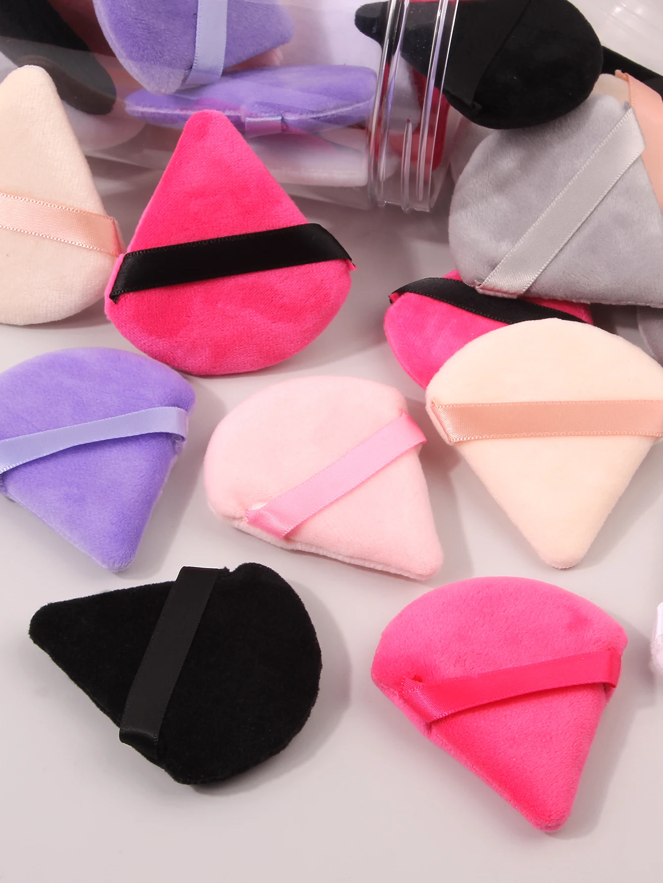 Soft Plush Powder Puff para pó solto Maquiagem Foundation Puff, cores aleatórias, aleatoriamente triângulo, cosméticos líquidos, 25pcs